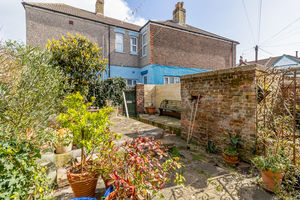 .- click for photo gallery